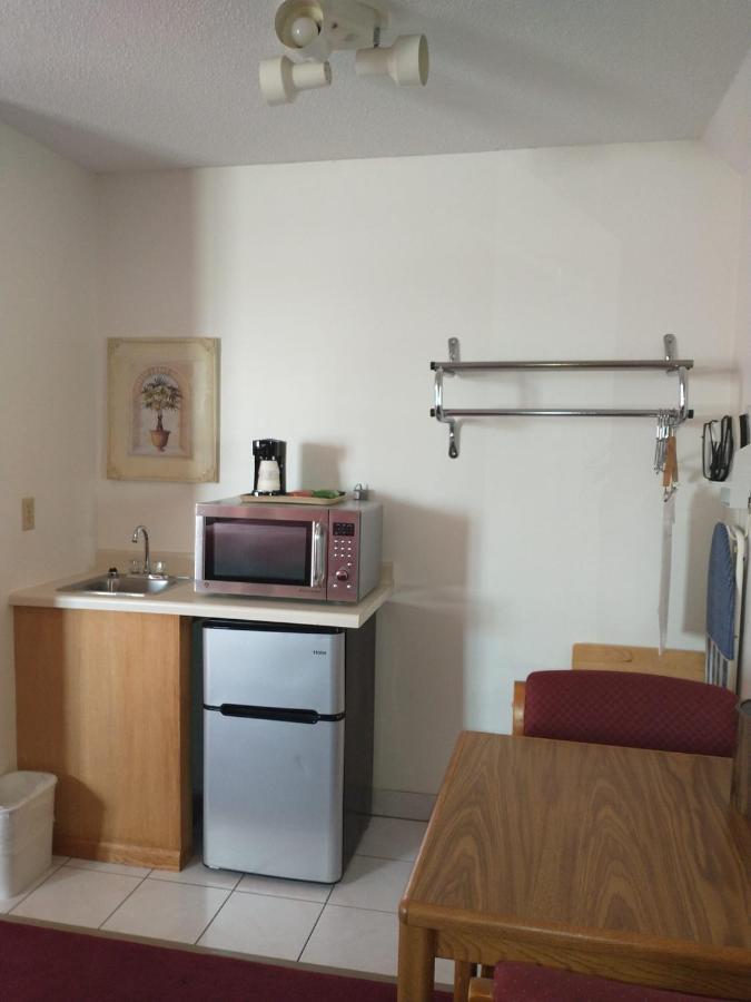 Sauk River Inn & Suites, A Travelodge By Wyndham Sauk Centre Bagian luar foto
