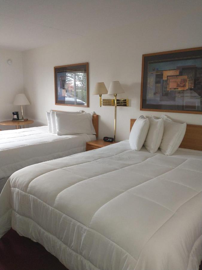 Sauk River Inn & Suites, A Travelodge By Wyndham Sauk Centre Bagian luar foto