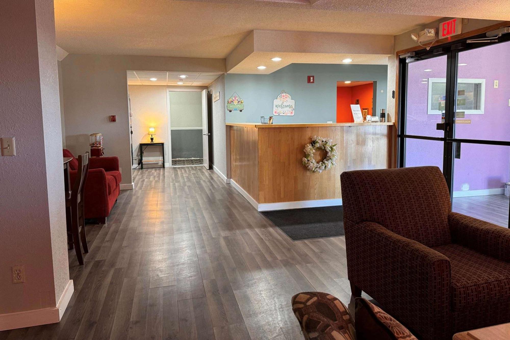 Sauk River Inn & Suites, A Travelodge By Wyndham Sauk Centre Bagian luar foto