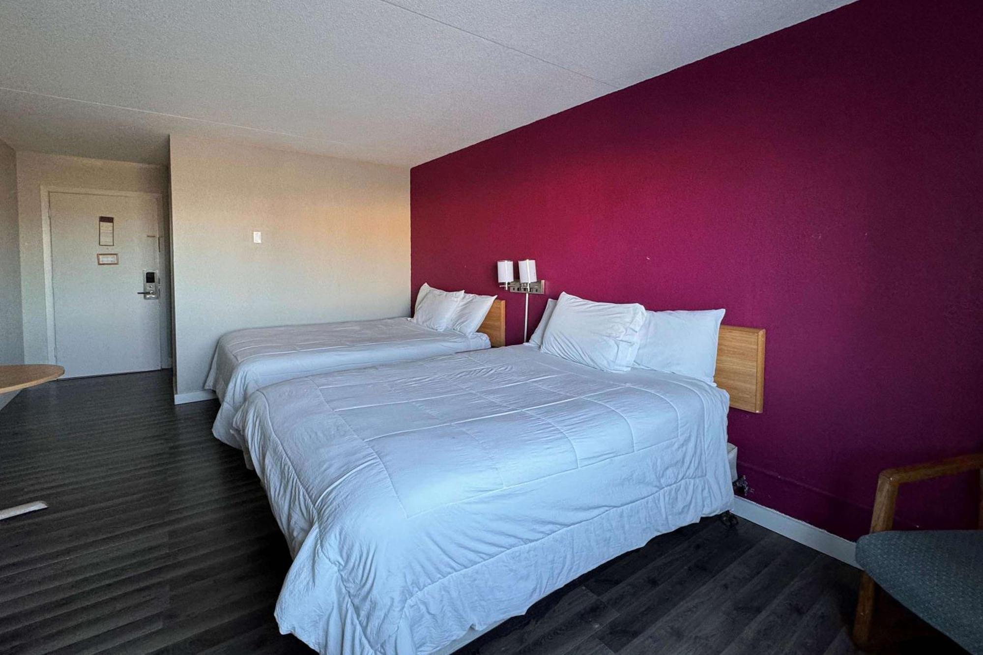Sauk River Inn & Suites, A Travelodge By Wyndham Sauk Centre Bagian luar foto